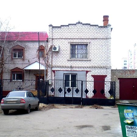 2 Комнаты 4 Дивана Чкалова-Садовая "Сити Центр" 2 Этаж Wi-Fi 2 Этажный Отдельный Дом Mykolaiv Eksteriør billede